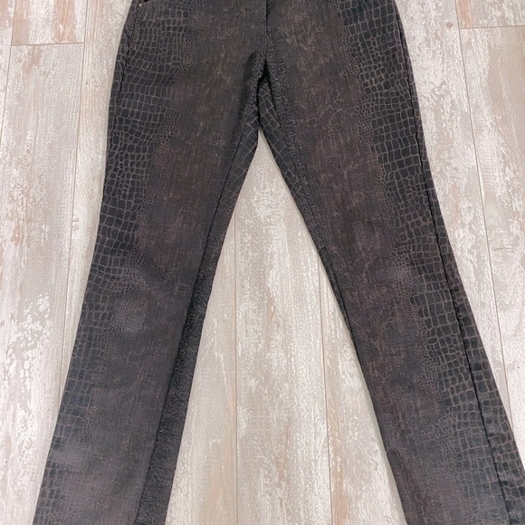 Animal Print Pants Size 4 Distressed Brown By Bamboo Traders - Picture 4 of 6